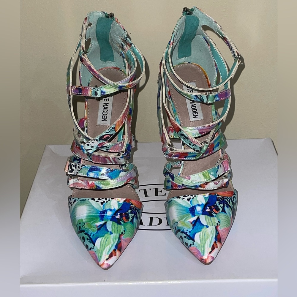 Steve Madden “FOXXEE” multicolor 8.0